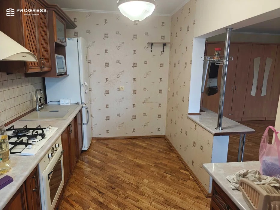 Продаж 3 км.квартири вул.Кисилевської 40 - 3