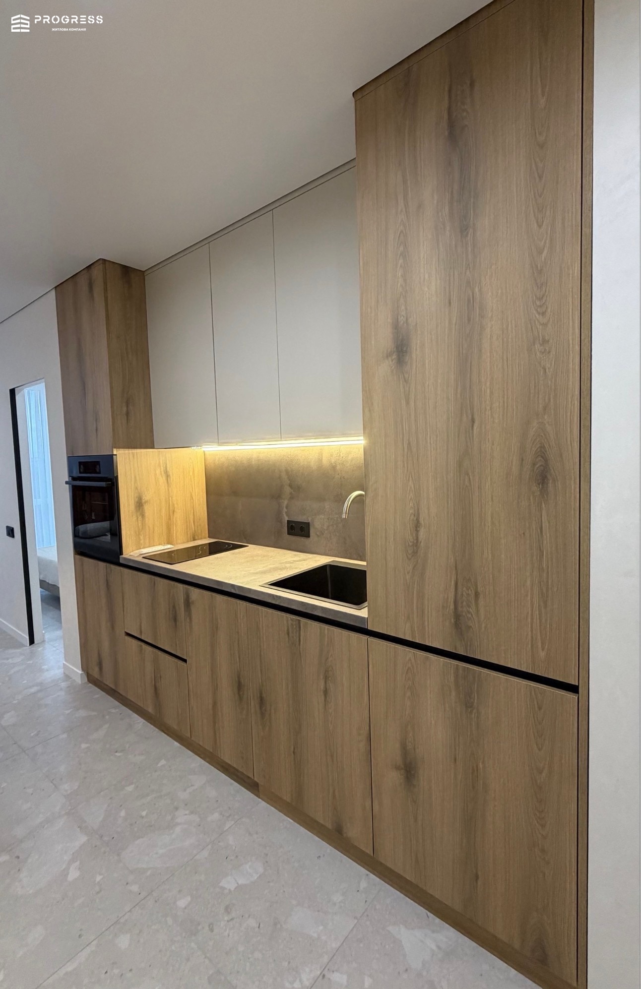 Продаж 1 кімнатної квартири ЖК Manhattan UP з басейном на даху - 9